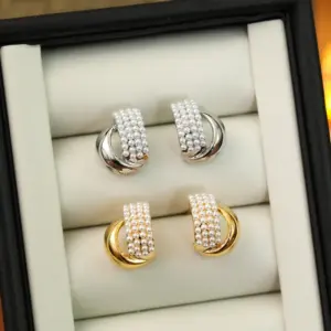 Wholesale Elegant Pearl Metal Round Arc Ear Cuff Early Spring Luxury Minimalist Women's Jewelry Fashion Trend Geometric Pattern Copper