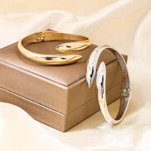 Wholesale 1 Personalized Open Women's Bracelet, Cold Style, Fashionable, Simple, Niche Design, High-End Jewelry