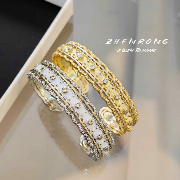 oly-6e7aa55bd19f0aa17336e3c3c4200d33 Wholesale Italian Court Style Buchi Family Manli Wreath Bracelet Counter with Textured Carved Gold Baking Paint Full Diamond Bracelet for Women