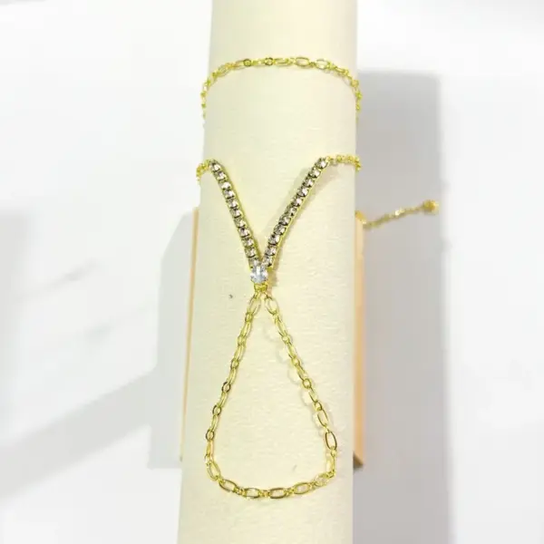 Wholesale Oval Waterproof Women's Bracelets In 304 Stainless Steel With 18K Gold Plated PVD Coating And Zircon Inlay