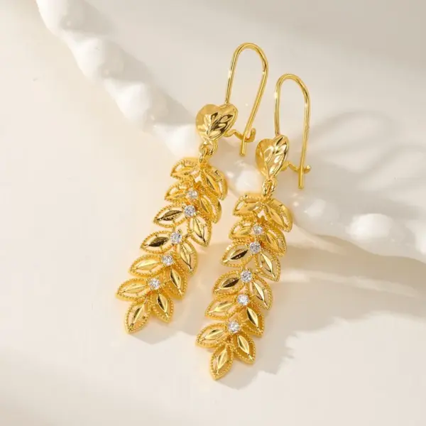 Wholesale Women’s Electroplated Grain Drop Earrings In 14K Real Gold Plated Copper With Zircon Inlay And UV Plating