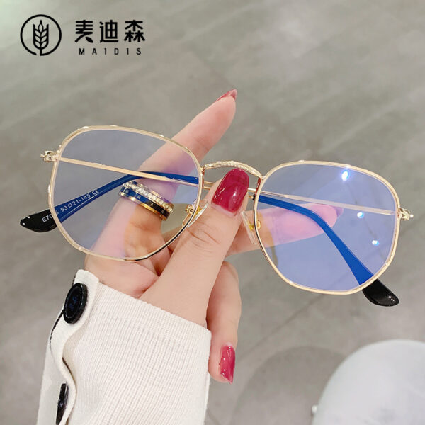 Wholesale Jite 7006 Harajuku Personalized Asymmetrical Sunglasses Fashionable Metal Glasses for Men Literary Style Sunglasses for Women