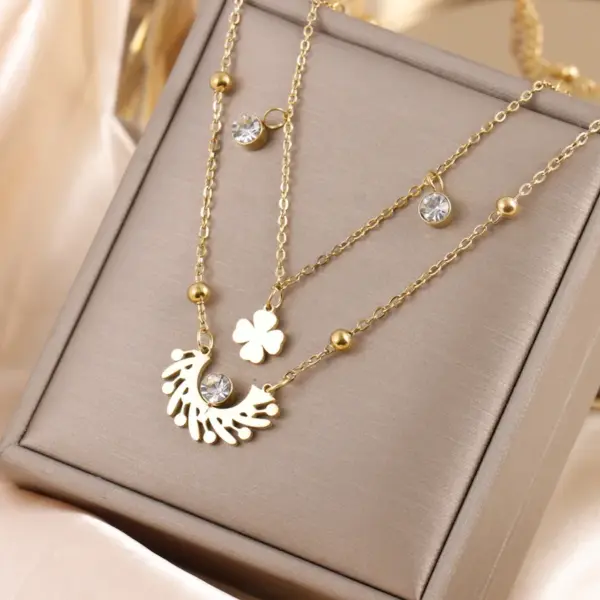 Wholesale 205 Double Layer Stacked Necklace Butterfly Star Four-Leaf Flower Simple 18K Gold Plated