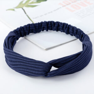10 # knitted navy blue