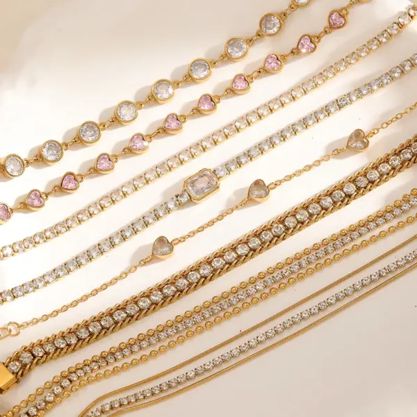Wholesale Niche High-end Jewelry 18K Gold Plated 304 Stainless Steel Vacuum Electroplated Rhinestone Geometric Heart Zircon Waterproof Non-fading Bracelet For Women