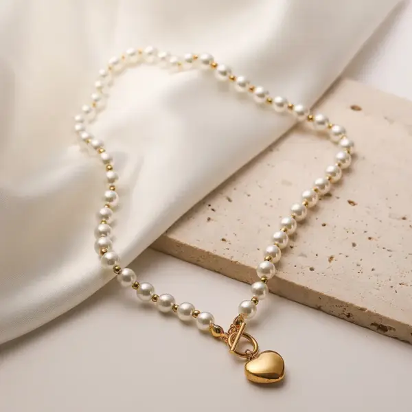 Wholesale PVD Coated Heart Shape 304 Stainless Steel Simple Style Commute Waterproof Non Tarnish 304 Stainless Steel Pendant Necklace