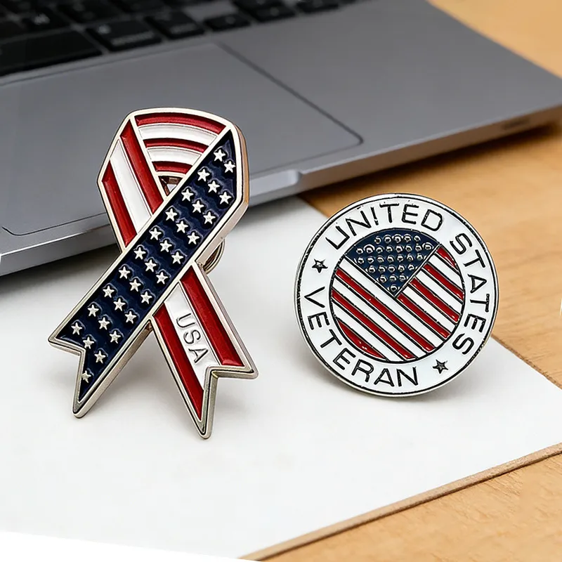 Wholesale American Flag Pin In Alloy With Ribbon Craft, Perfect Flag Brooches For Independence Day