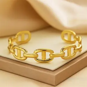 Gold / Average Size / 12pcs