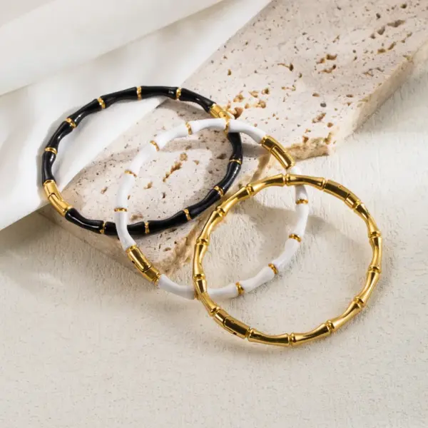 Wholesale 304 Stainless Steel Color Block Vacuum Plating Golden Plated Modern Style Simple Style Enamel Bangle