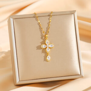 8098 golden four diamond flower