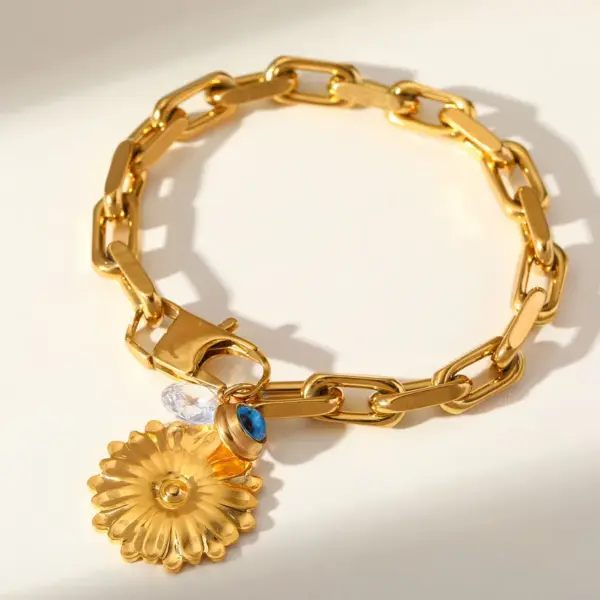Wholesale Fashionable Butterfly Flower Pendant Bracelet 18K Gold Plated Stainless Steel Elegant Sexy Simple Style Lobster Clasp For Women