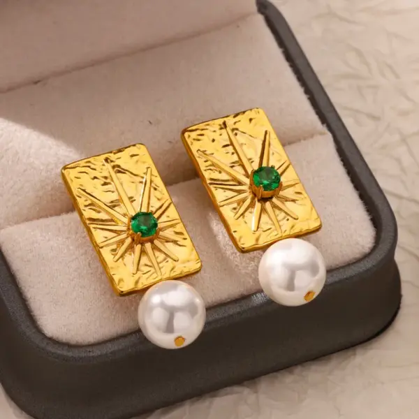 Wholesale Elegant Pearl Imitation Earrings For Women Gold Stainless Steel Sun Pattern Geometric Zirconia Embedded Jewelry Accessories