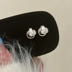 A-1547 Silver Cable Earrings