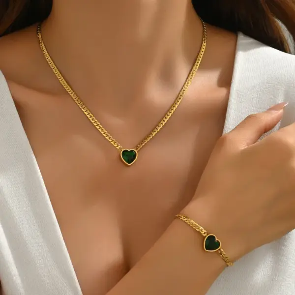 Wholesale 304 Stainless Steel Glass Heart Shape Ion Plating (IP) 18K Gold Plated Sexy Romantic Waterproof Non Tarnish Cuban Link Chain Curb Chain Gold Bracelets Necklace Jewelry Set