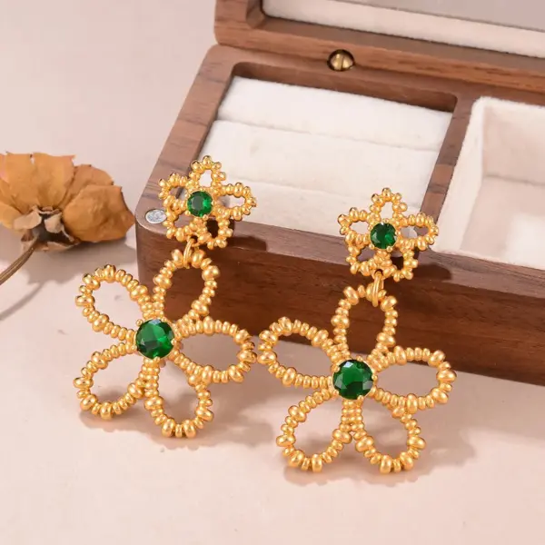 Wholesale Hypoallergenic Flowers Drop Earrings For Women In KC Golden Plated Copper With Rhinestones And UV Plating