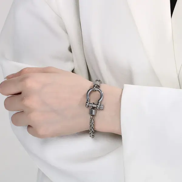 Wholesale 304 Stainless Steel Modern Style Simple Style Classic Style Geometric Bracelets Necklace