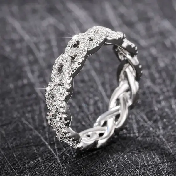 Wholesale Geometric Claw Setting Ring For Women In Copper With White K Water Plating And Zircon Inlay