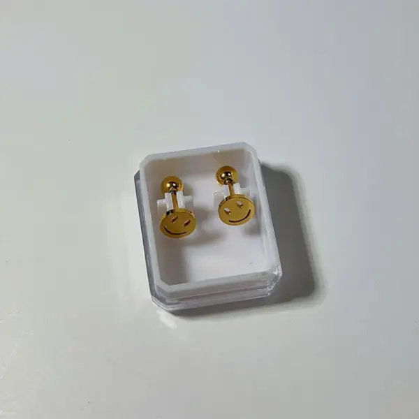 Wholesale PVD Coated 18K Gold Plated Heart Shape Ball 304 Stainless Steel Sweet Waterproof Non Tarnish Cartilage Earrings