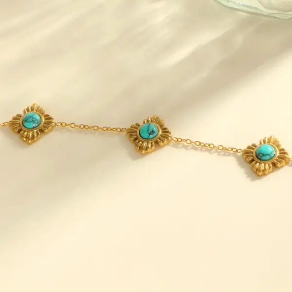 Wholesale 1-piece Gold Stainless Steel Vintage Flower Turquoise Women's Fashion Bracelet Suitable For Party Banquet Daily Wear Gift Jewelry