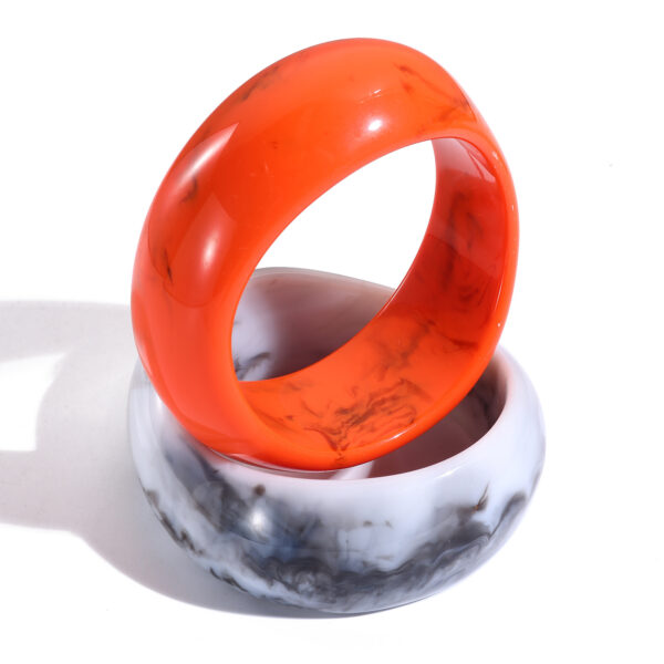 Wholesale Polished translucent oval wide resin bracelet, macaron girl retro style resin bangle