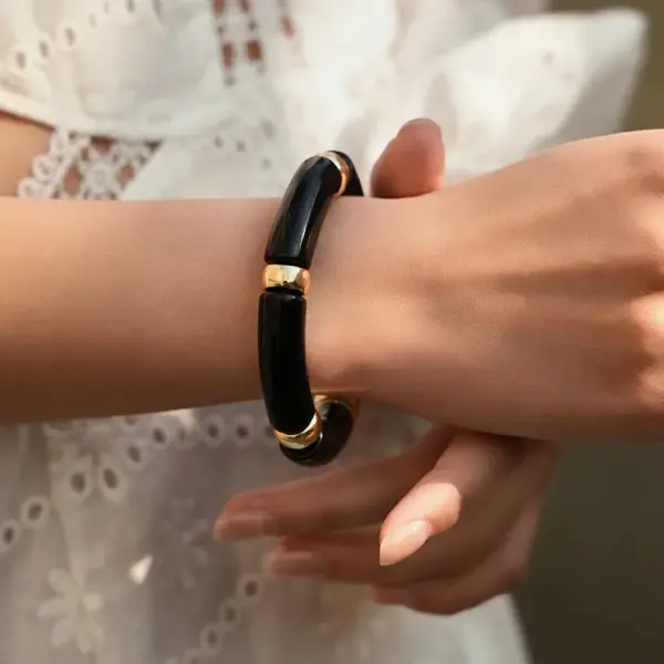 Wholesale Black Acrylic Bracelet Irregular Pattern Handmade Beaded Large Wide Jewelry Style - Nihaojewelry
