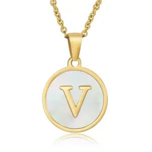 White Shell V (Including Chain)