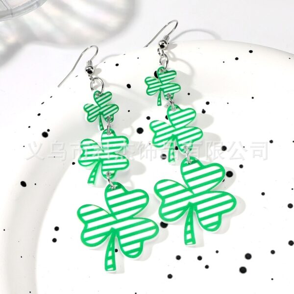 oly-767ee753d4f8142277afd3682d242366 Wholesale St. Patrick's Day Earrings Carnival Personalized Green Acrylic Glitter Clover