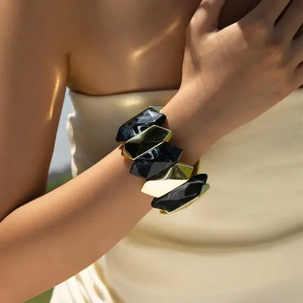 Wholesale Black Acrylic Bracelet Irregular Pattern Handmade Beaded Large Wide Jewelry Style - Nihaojewelry
