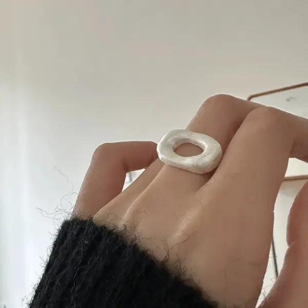 Wholesale Electroplated Silver Plated Brass Geometric Ring For Women Featuring Modern Electroplated Craftsmanship