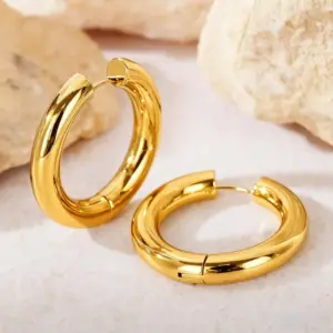 5.0 Ear Buckle Style Gold 20MM
