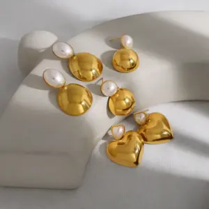 Wholesale Ion Plating (IP) 18K Gold Real Gold Plated Round Water Droplets Heart Shape 304 Stainless Steel Retro Vacation Simple Style Waterproof Non Tarnish Drop Earrings