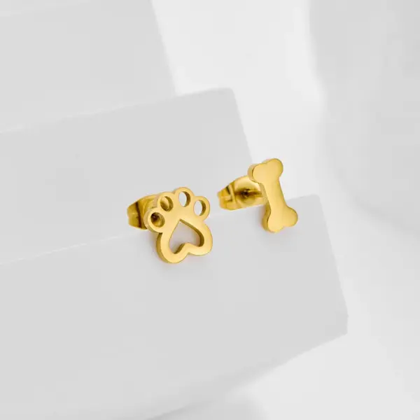 Wholesale Design Sensation Niche Student Sweet Cat Paw Dog Paw Bone Earrings Luxury Asymmetric Studs Golden Butterfly Cap Stainless Steel