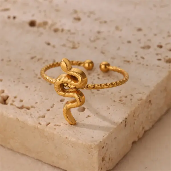 Wholesale PVD Coated Real Gold Plated Snake 304 Stainless Steel Hip-Hop Exaggerated Waterproof Non Tarnish Open Rings