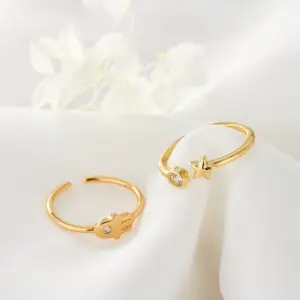 Wholesale Women’s Star Ring In Copper With 14K Real Gold Electroplated Finish Featuring Moissanite Inlay