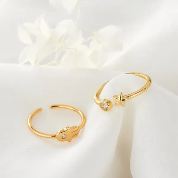 Wholesale Women’s Star Ring In Copper With 14K Real Gold Electroplated Finish Featuring Moissanite Inlay