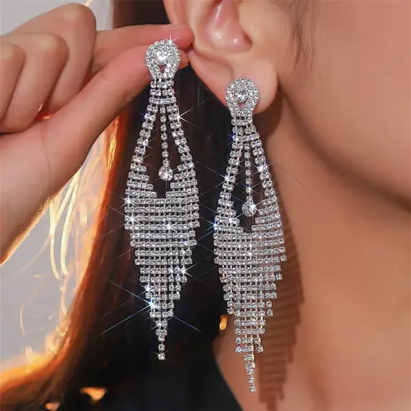 Wholesale Elegant Long Rhinestone Earrings With Tassels, Geometric Design For Women, Bridal Wedding Silver-Plated Water Drop Earrings