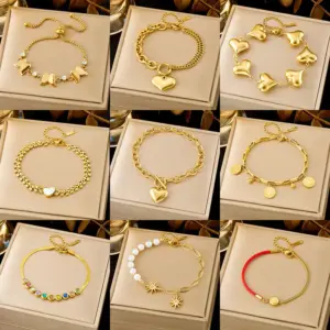 Wholesale Fashionable Titanium Steel Bracelet Women's Gold Color Four Leaf Clover Non-Fading Luxury Simple Hand Chain Jewelry Accessory