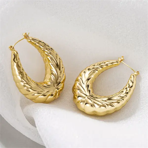 Wholesale Three-dimensional Geometric Earrings For Women In Copper With KC Golden Water Plating And 0.03µm Thick Coating