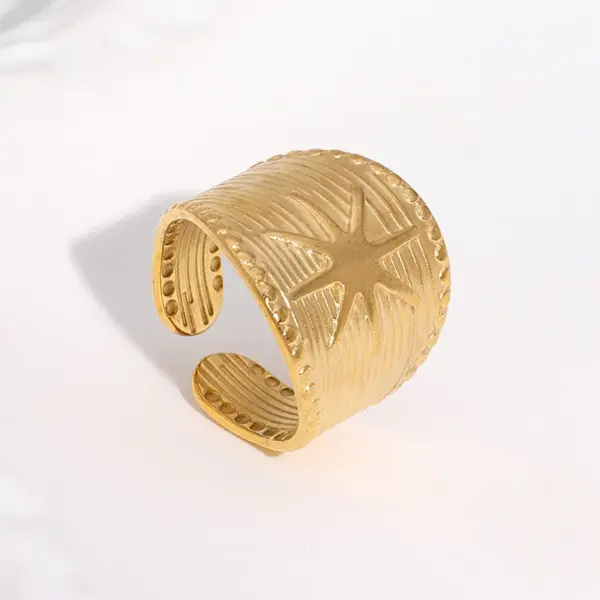 Wholesale 18K Gold Plated 304 Stainless Steel Vacuum Electroplating (In Furnace) Open Ring For Women Wide Version Eight-Pointed Star Waterproof Non-Fading Titanium Steel Jewelry