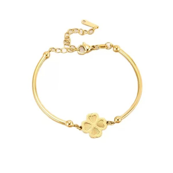 Wholesale Titanium steel four-leaf clover bracelet, vintage half-bangle bracelet