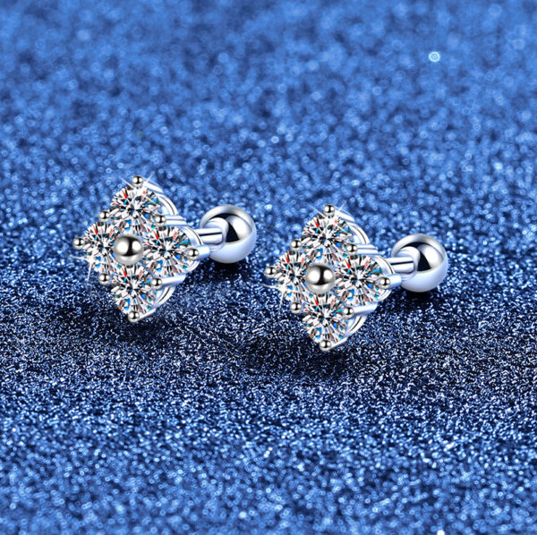 Wholesale Silver Moissanite Earrings, Stud Earrings, Japanese and Korean Style, Small Four-Leaf Clover Earrings