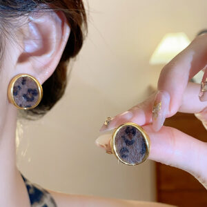 A2664 dark coffee-retro geometric oval leopard print earrings