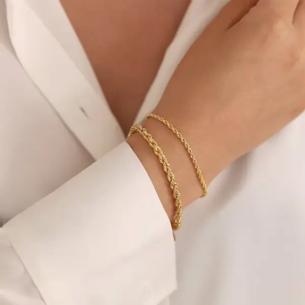 Wholesale 18K Gold Plated 316L Stainless Steel Geometric Waterproof Non Tarnish Surgical Steel Simple Style Bracelets For Women's