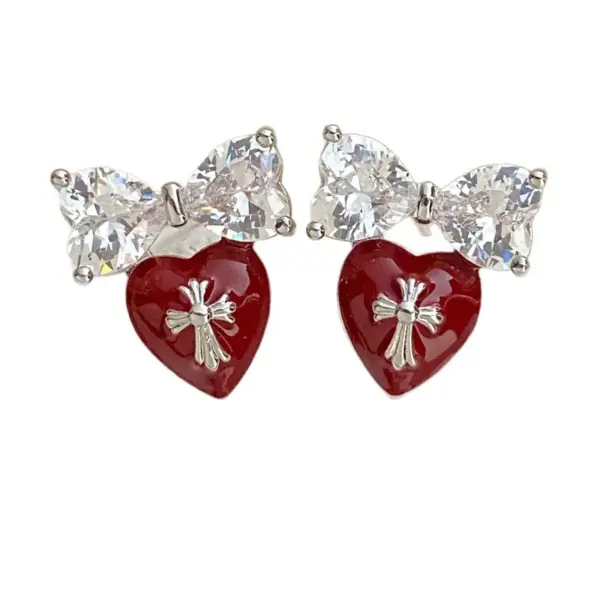 Wholesale Fashionable Mini Heart Butterfly Knot Cross Earrings Personality Sweet Cool Style Copper Material Star Pattern Jewelry Accessories
