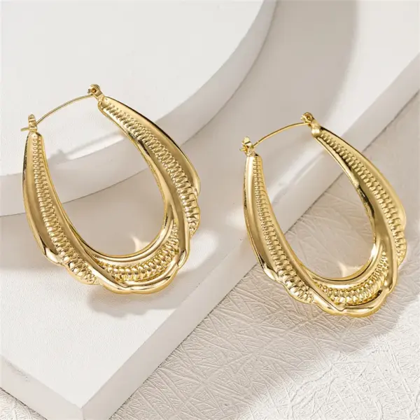 Wholesale Three-dimensional Geometric Earrings For Women In Copper With KC Golden Water Plating And 0.03µm Thickness