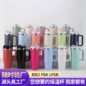 Wholesale 30oz stainless steel car cup handy portable ice cup with handle cross-border explosions Valentine's Day vacuum insulation cup