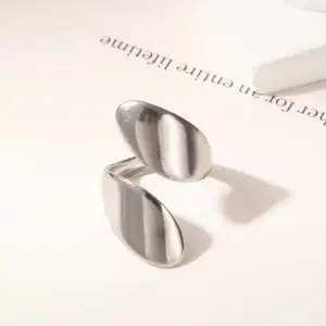 Silver / Average Size / 28#