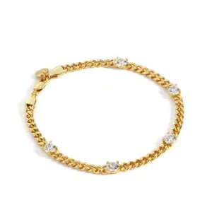 Gold / Average Size / CYB0063