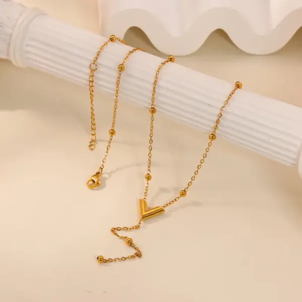 Wholesale 3pcs/set Victory V-shaped Jewelry Set 18K Gold Plated Waterproof Stainless Steel Necklace Earrings Bracelet Three-piece Set Simple Elegant Brand Style Jewelry Accessories Wholesale Christmas Birthday Gift Choice
