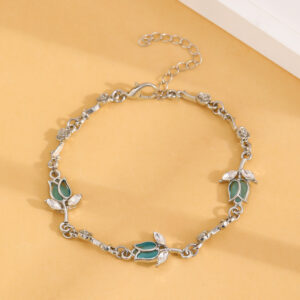 White k blue 0827